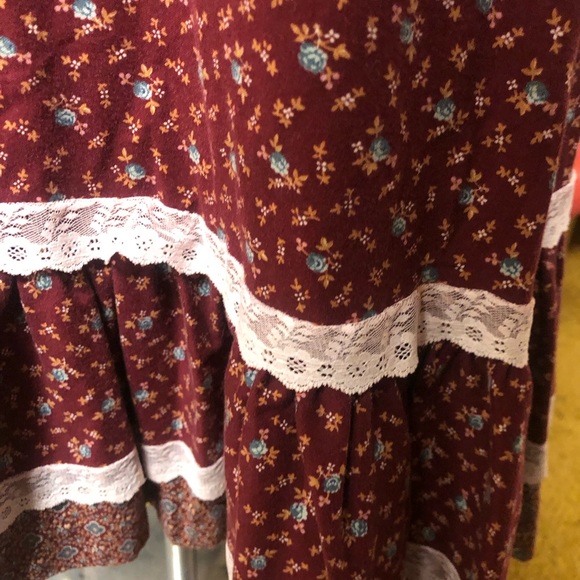 Vintage 1970’s handmade Gunne Sax style skirt / burgundy calico, button front - Picture 5 of 8